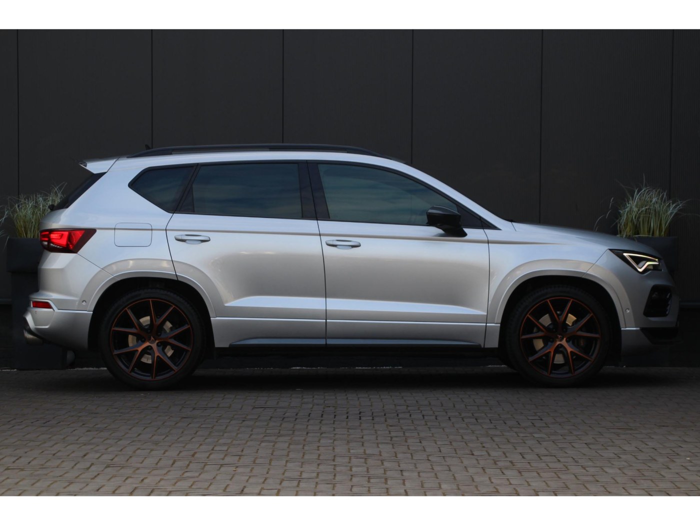 CUPRA Ateca 2.0 TSI 4DRIVE | Trekhaak | BEATS | Pano | — foto 14 van 58