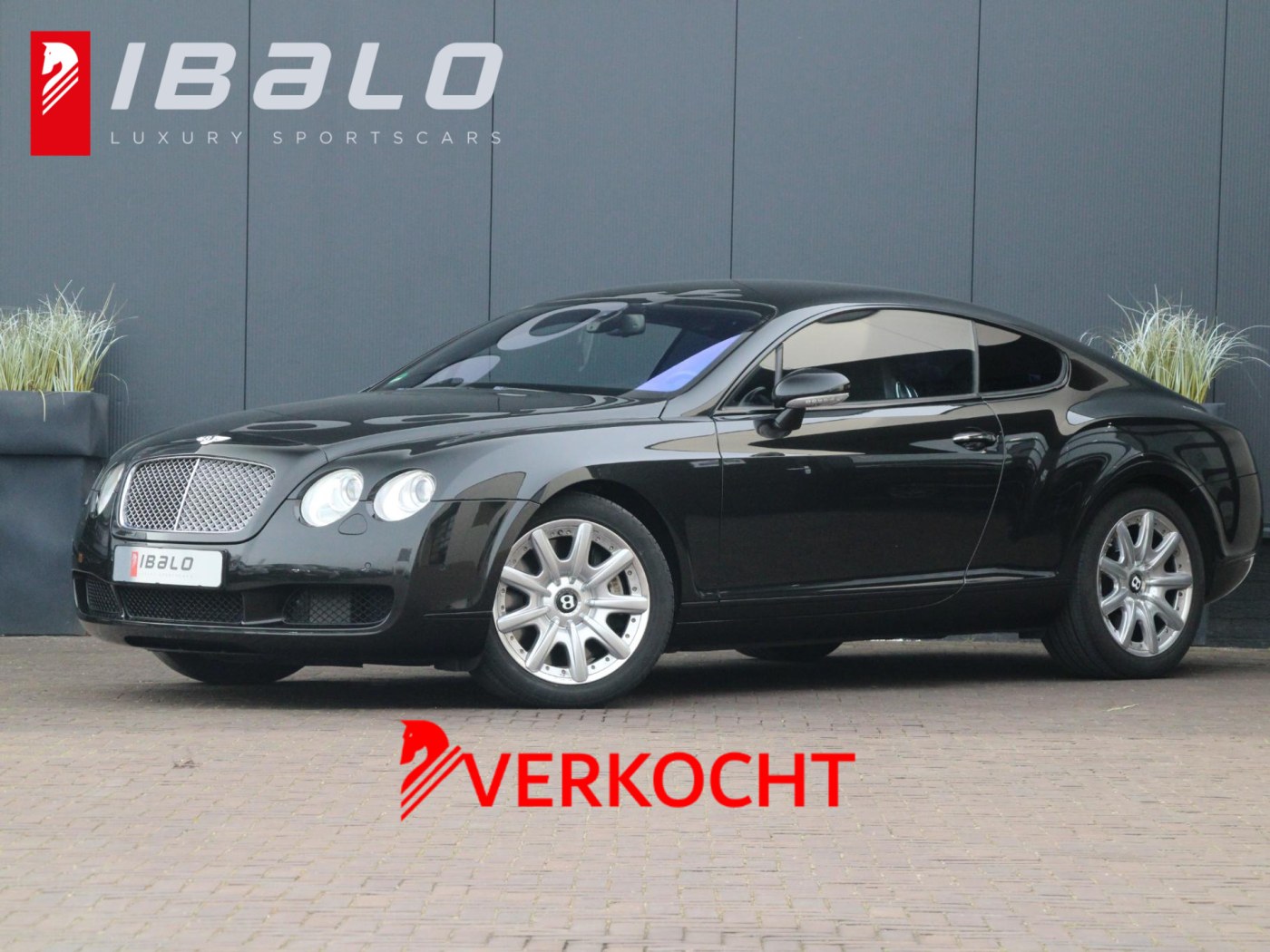 Bentley Continental GT 6.0 W12 — foto 1 van 52