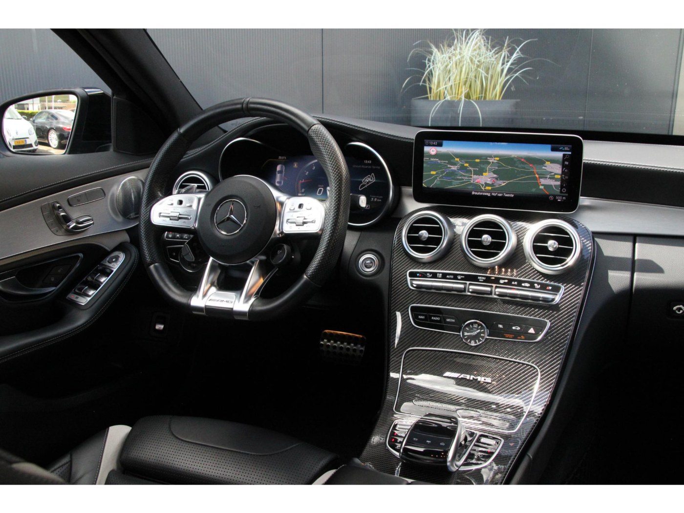 Mercedes-Benz C-klasse AMG 63 S Premium Plus | Pano | Trekhaak | Dealer | — foto 3 van 52
