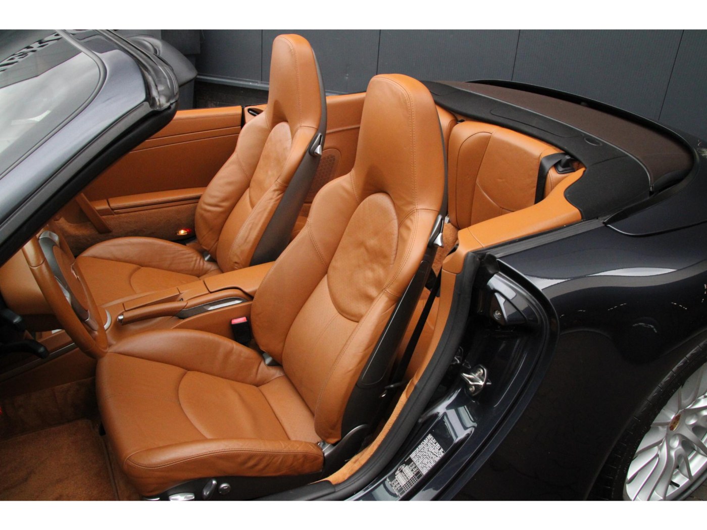 Porsche 911 Cabrio 3.8 Carrera 4S (997) | Keramisch PCCB | BTW-auto | — foto 3 van 40