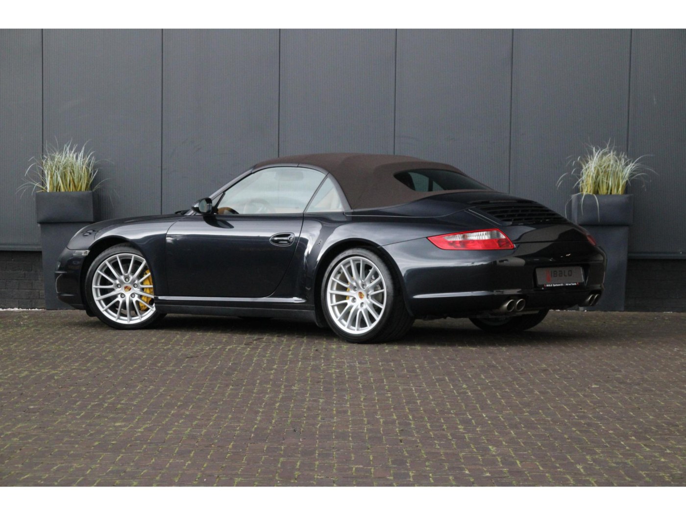 Porsche 911 Cabrio 3.8 Carrera 4S (997) | Keramisch PCCB | BTW-auto | — foto 17 van 40