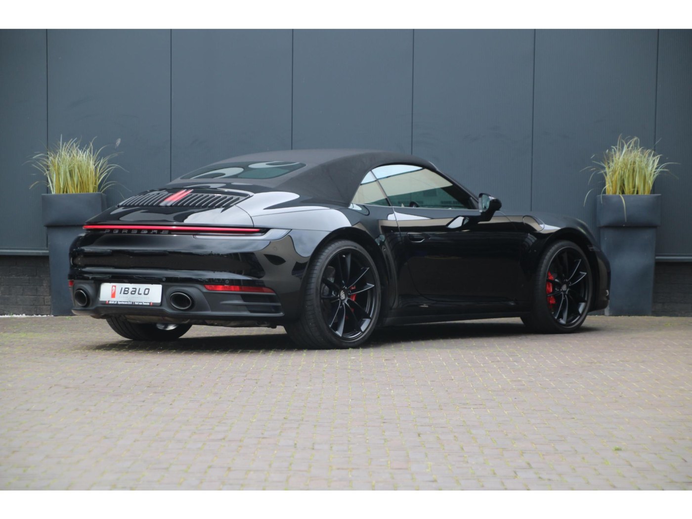 Porsche 911 Carrera S Cabrio (992) 450pk | Sport Chrono | Sportuitlaat | Stoelventilatie | — foto 11 van 88