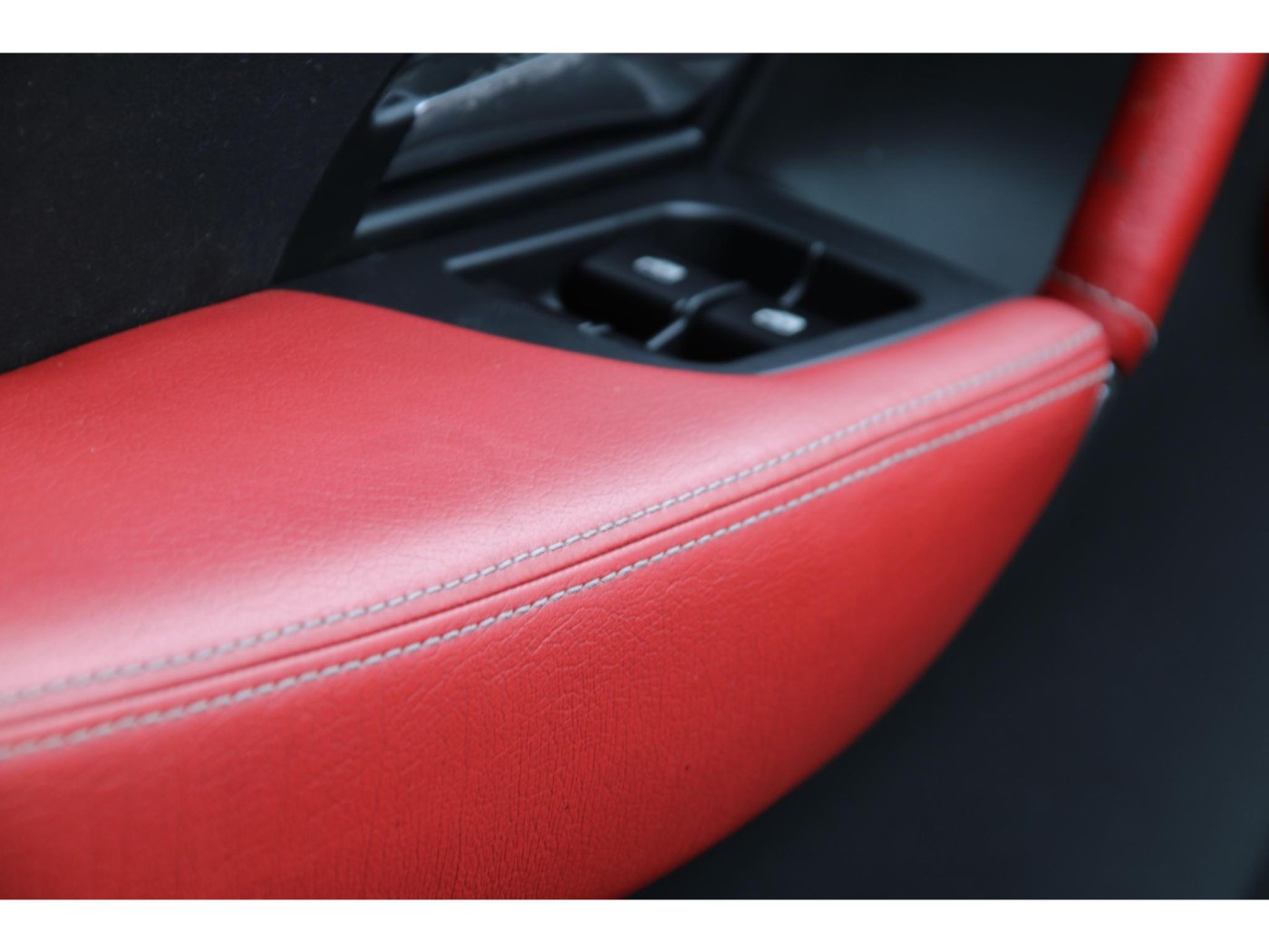 Maserati GranCabrio 4.7 | Youngtimer | BTW-auto | Lage fiscale waarde | — foto 33 van 34