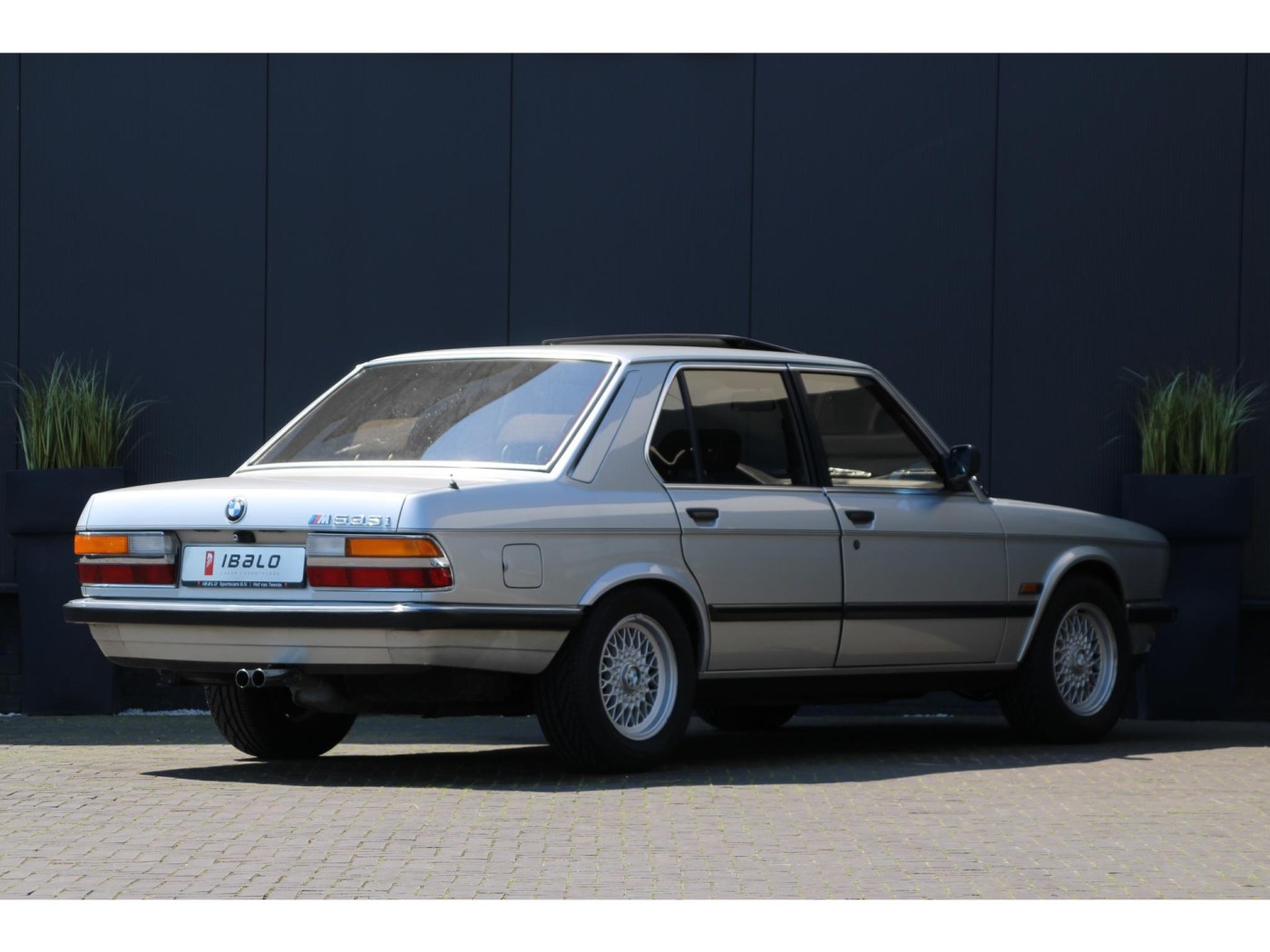 BMW 5 Serie 535i | BTW-auto | Airco | Schuifdak | — foto 2 van 33