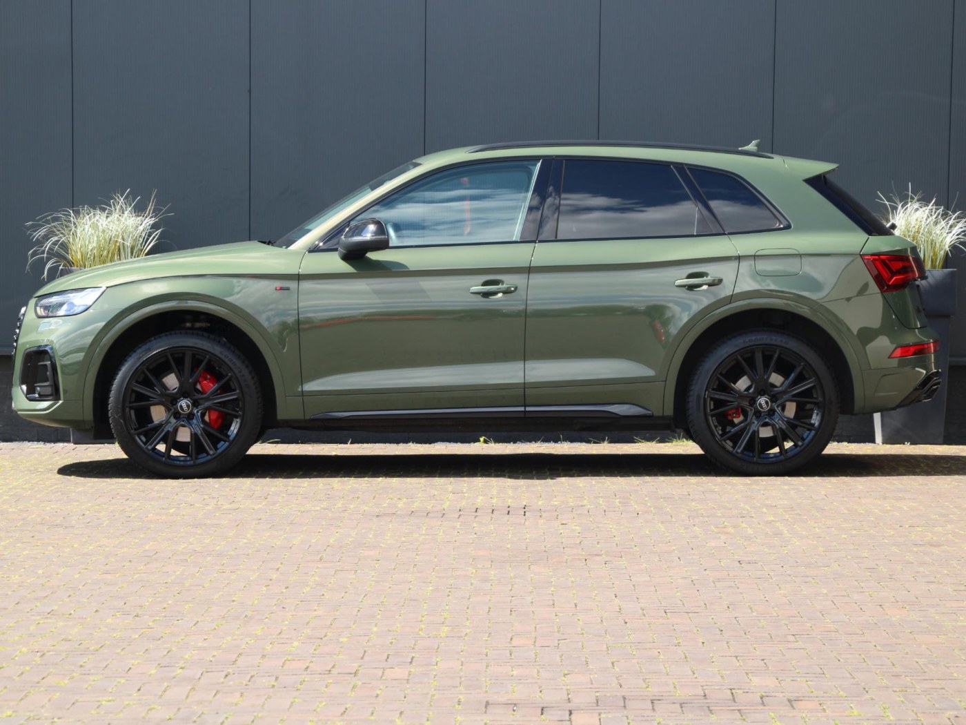Audi Q5 50 TFSI e S edition | Trekhaak | Matrix LED | — foto 5 van 20