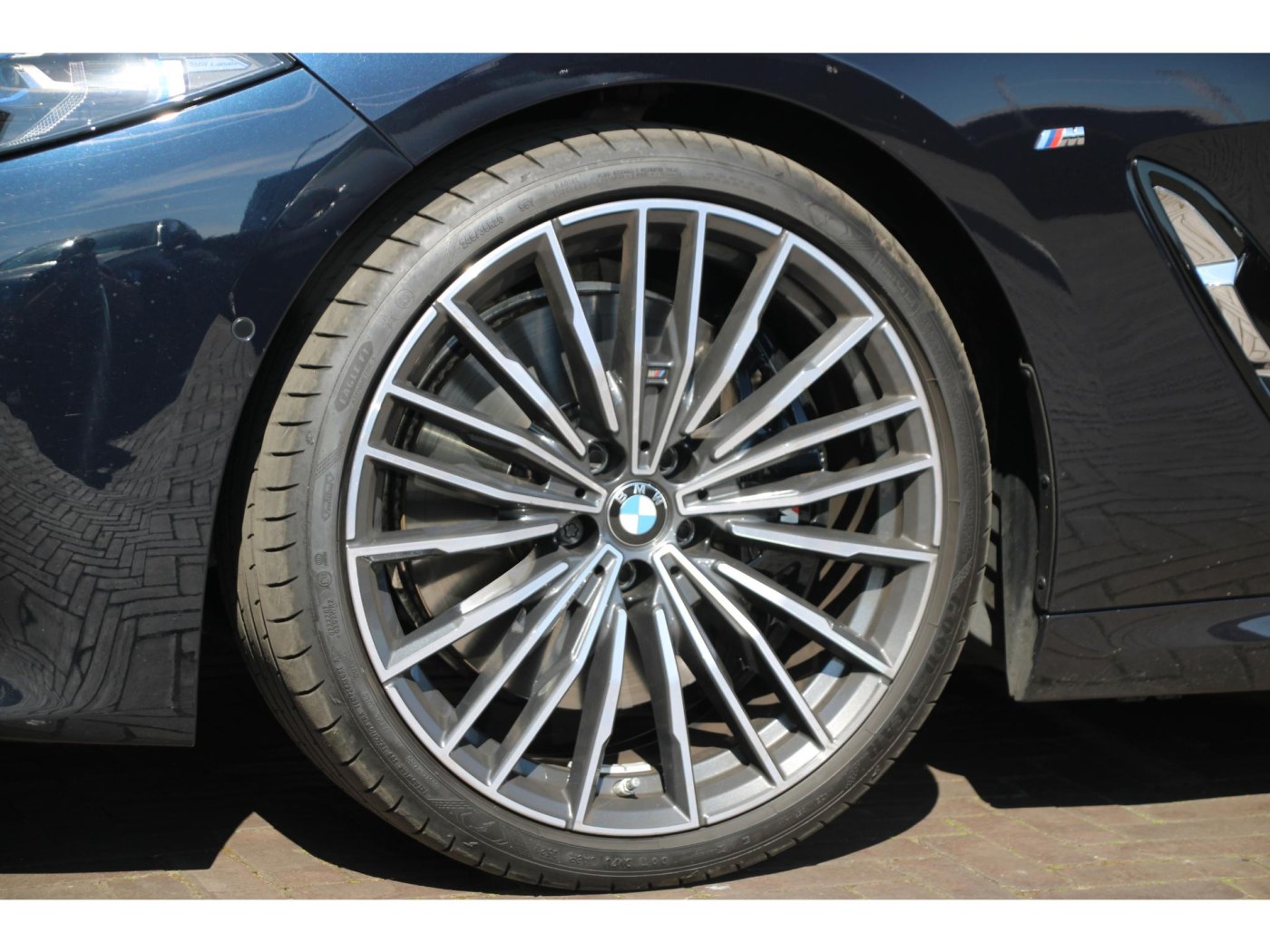 BMW 8-serie 840i M-Sport | Laser Light | Stoelventilatie | NL-auto | — foto 35 van 51