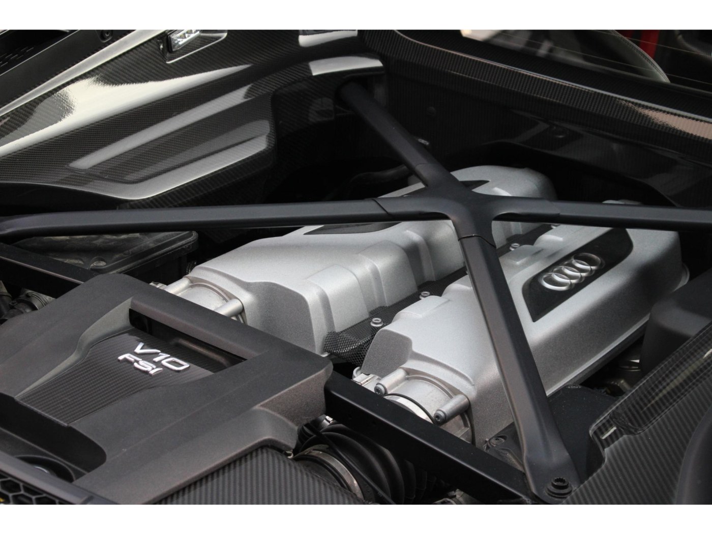 Audi R8 5.2 FSI quattro Plus | Dealer Onderh | B&O | Sportuitlaat | — foto 25 van 46