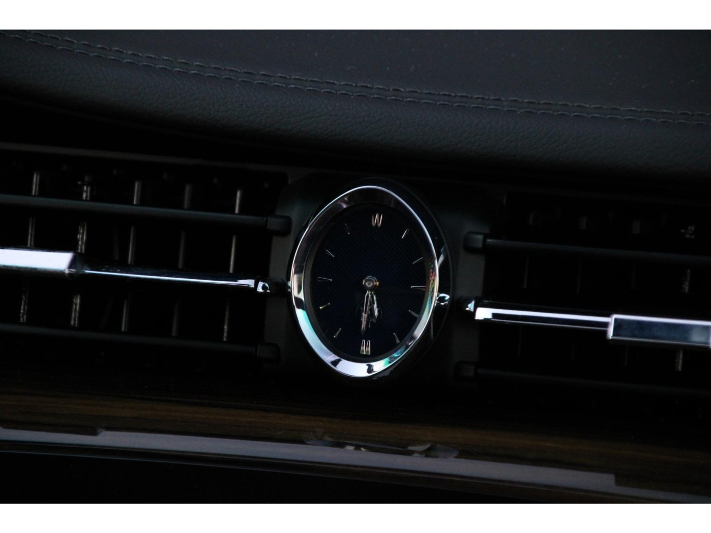 Maserati Quattroporte 3.8 V8 GTS | 530pk |  BTW | Schuifdak | B&W Audio | — foto 29 van 42