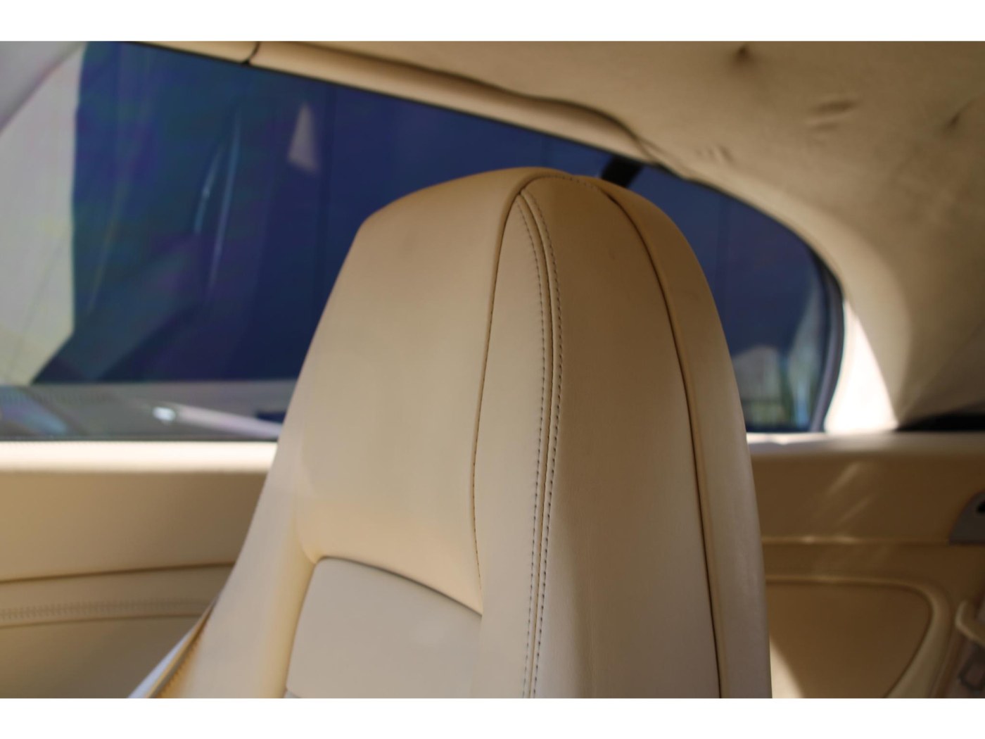 Bentley Continental GTC W12 560pk | Youngtimer | BTW | Nieuwe kap | Carplay — foto 29 van 57