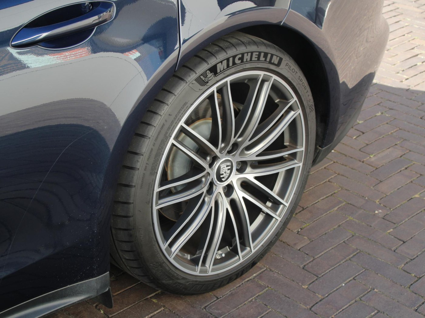 Porsche Panamera ST 4 E-Hybrid — foto 17 van 47