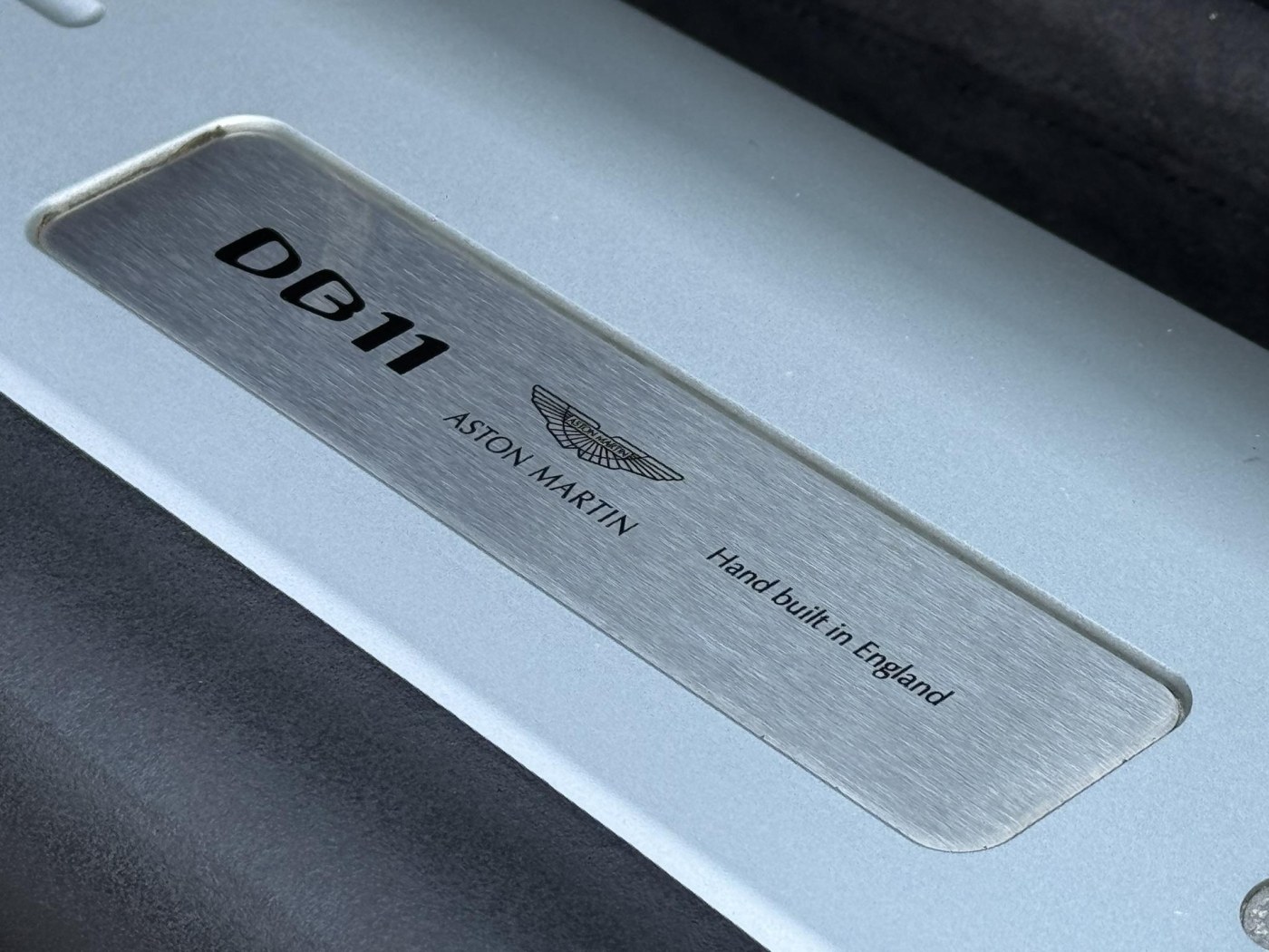 Aston Martin DB11 5.2 V12 | NL-auto | Dealer Onderh | PPF | — foto 18 van 49