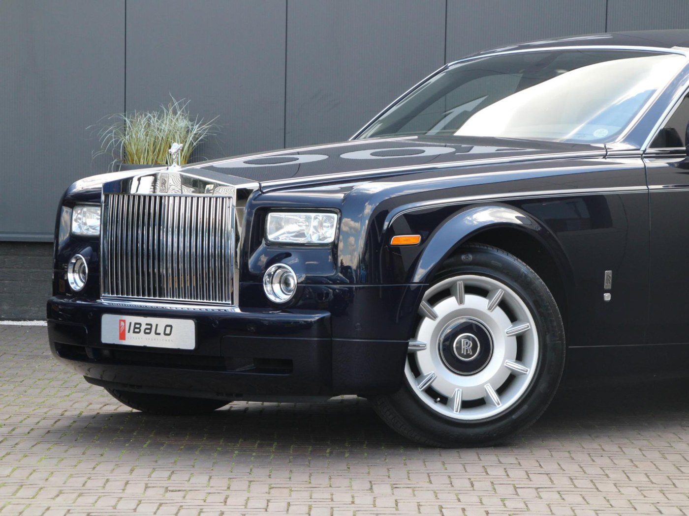 Rolls-Royce Phantom VII 6.75 EWB | Power Close Doors | — foto 26 van 102