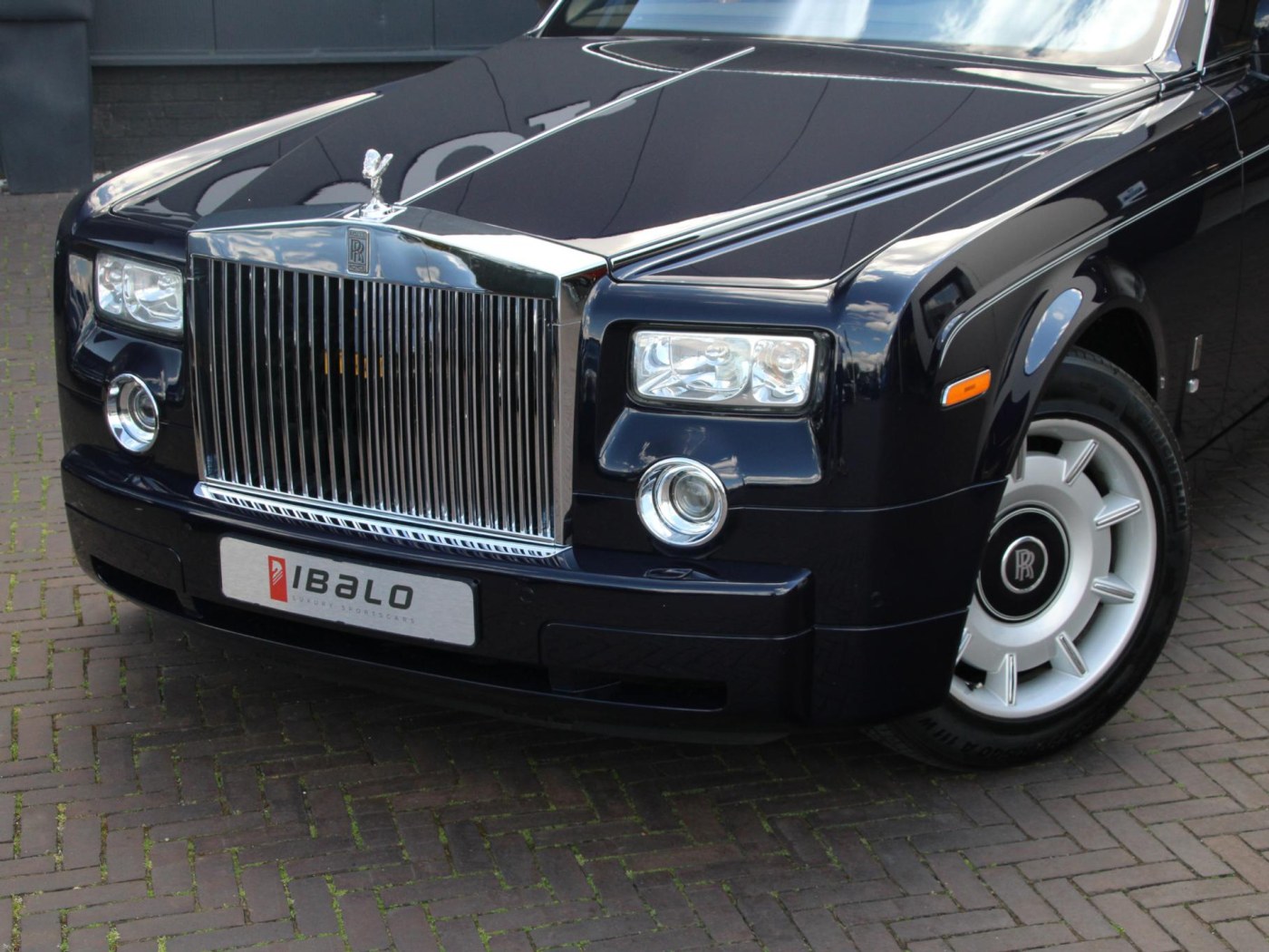 Rolls-Royce Phantom VII 6.75 EWB | Power Close Doors | — foto 27 van 102