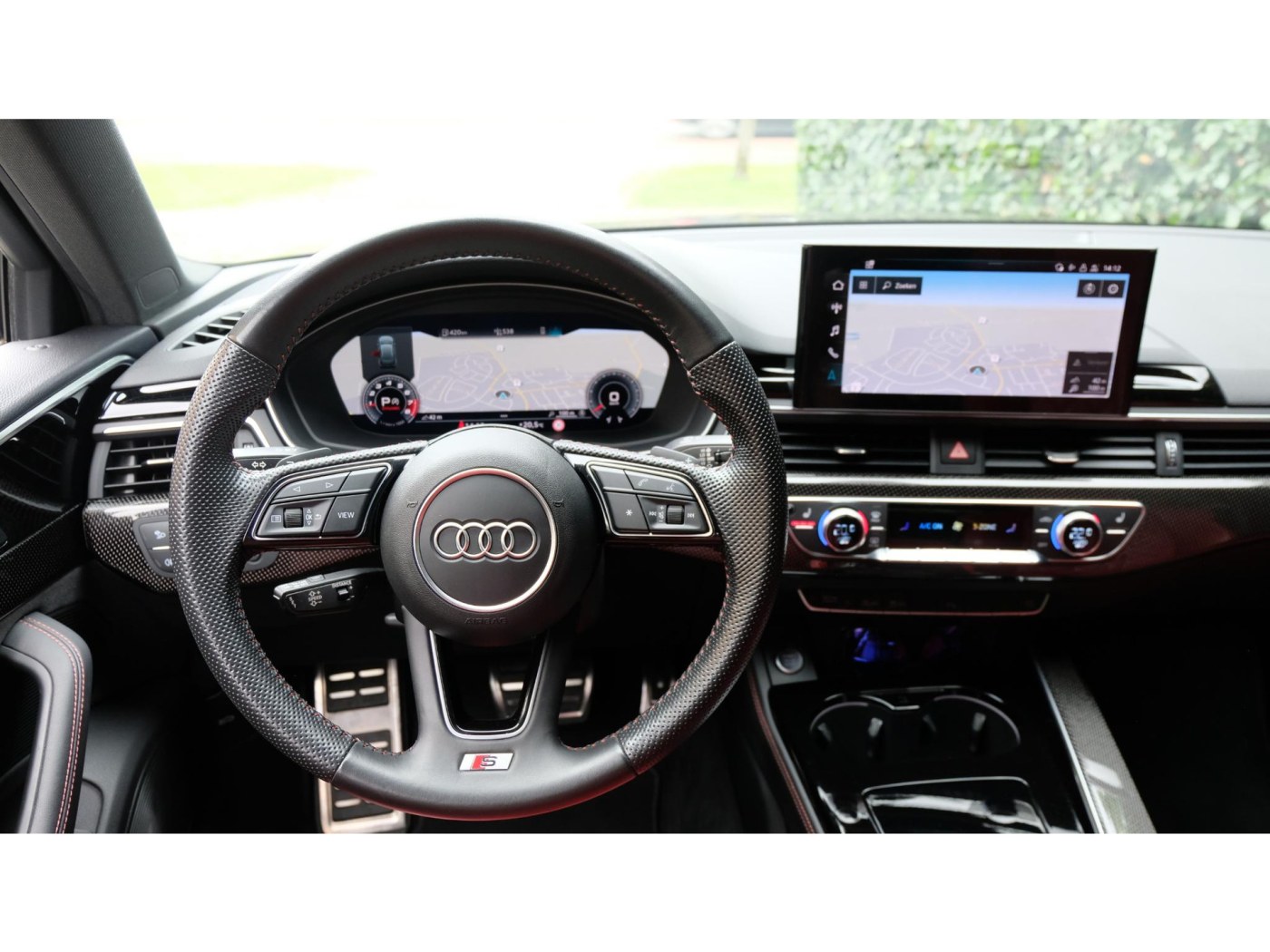 Audi A4 Avant 45 TFSI Quattro Edition One | 245pk | S Stoelen | Trekhaak | B&O | MHEV | — foto 17 van 33