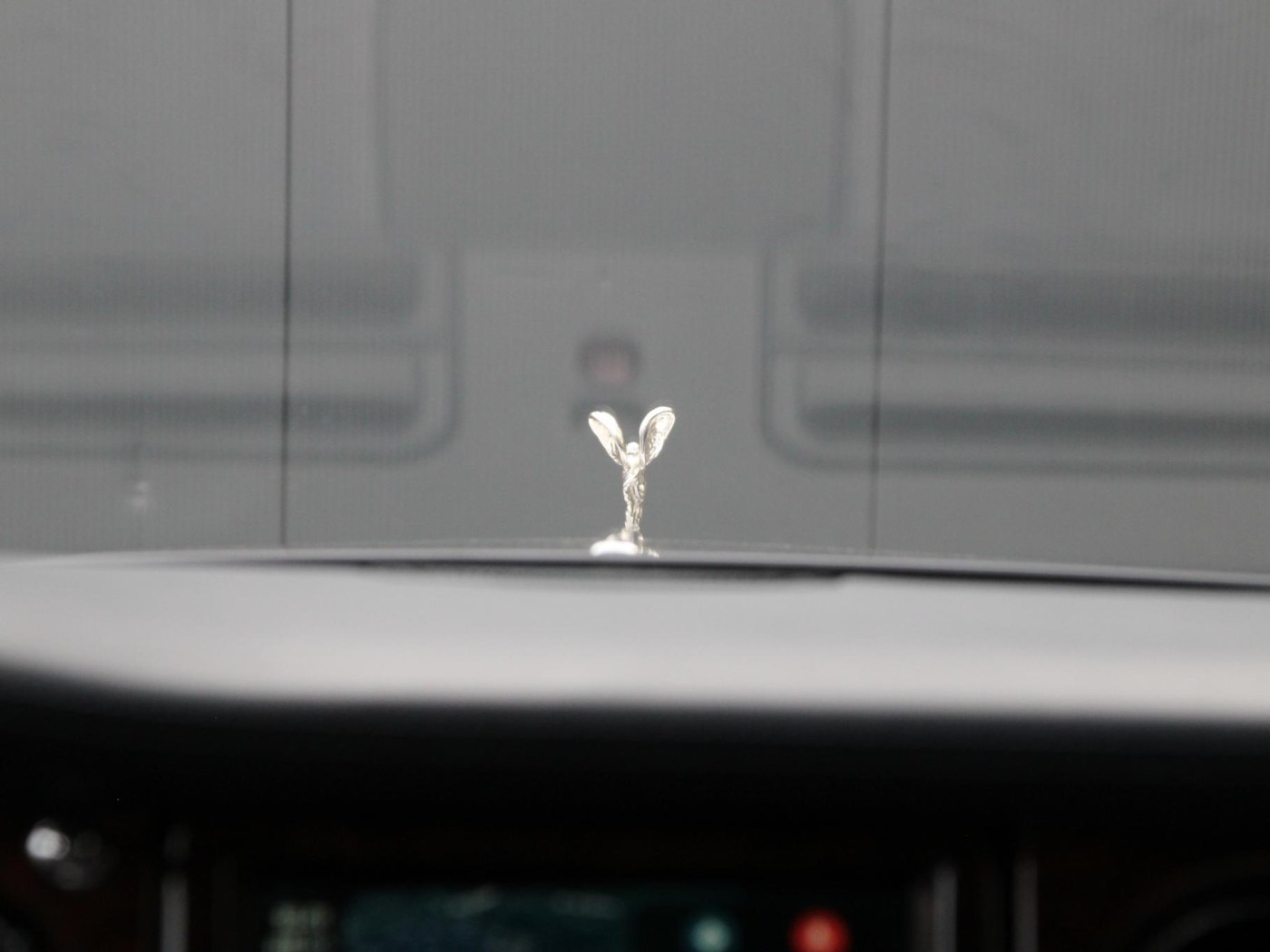 Rolls-Royce Phantom VII 6.75 EWB | Power Close Doors | — foto 72 van 102