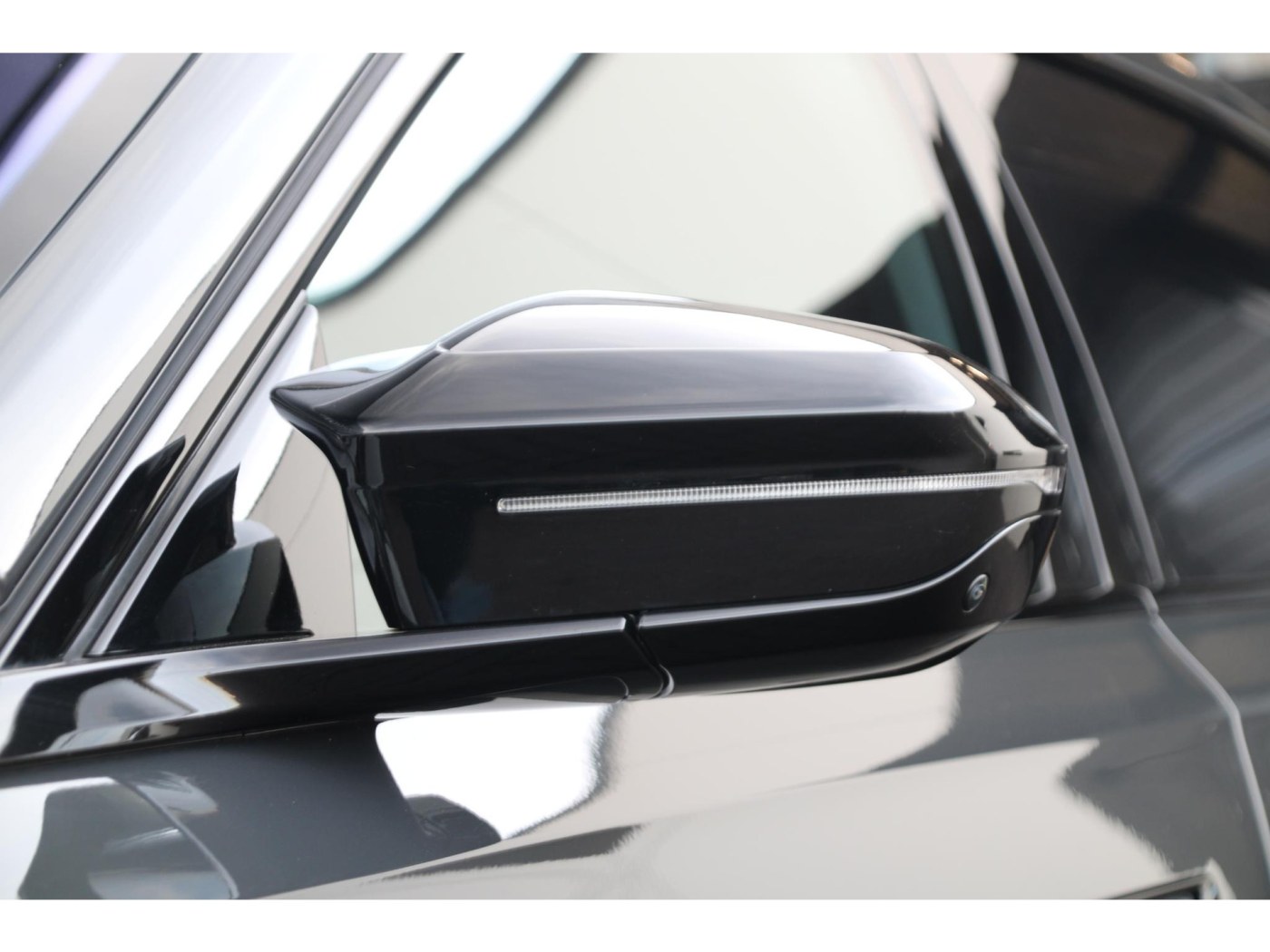 BMW 7-serie M760e xDrive M-Sport Pro | Auto Doors | BTW | — foto 29 van 34