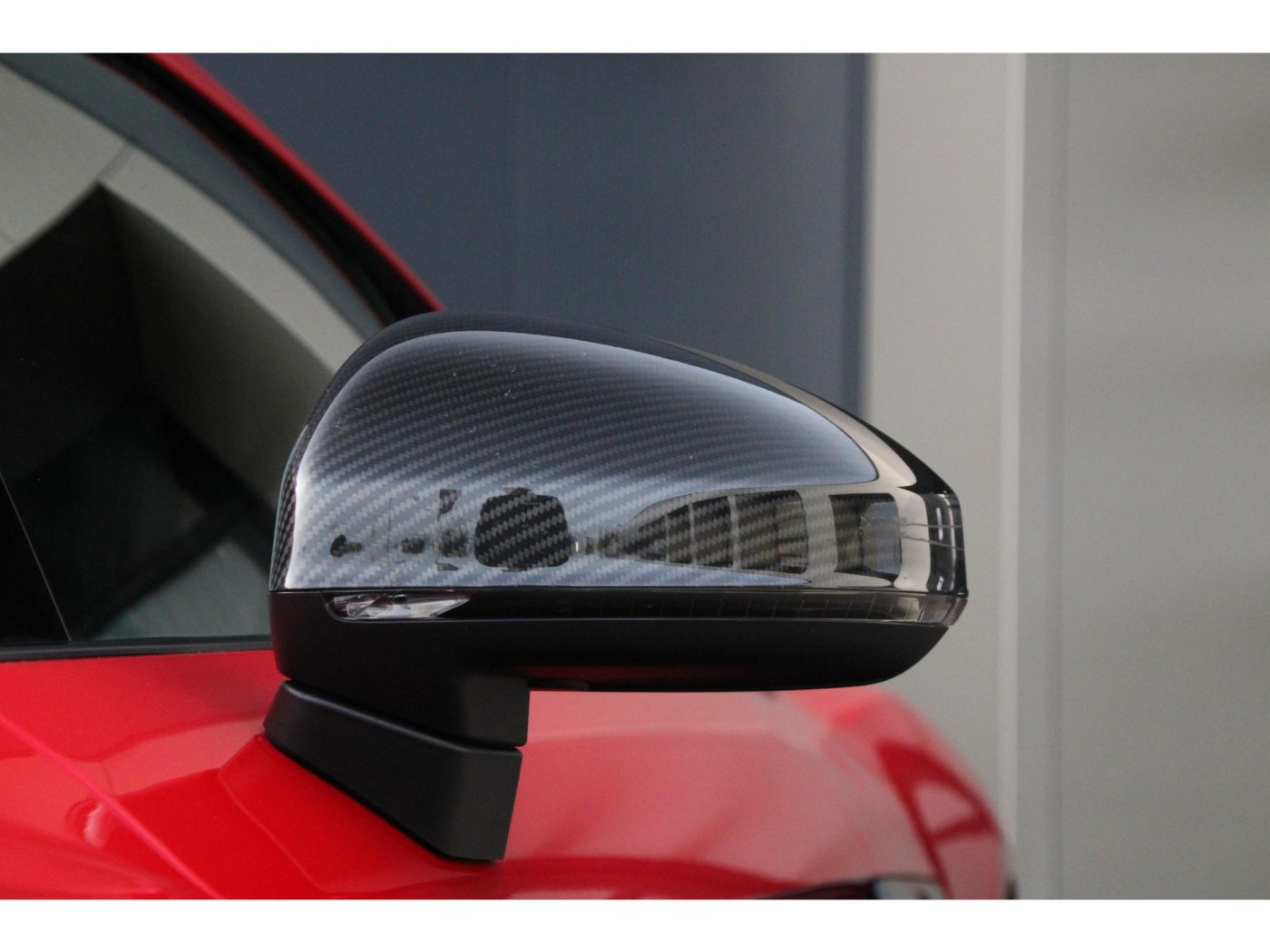 Audi R8 5.2 FSI quattro Plus | Dealer Onderh | B&O | Sportuitlaat | — foto 17 van 46