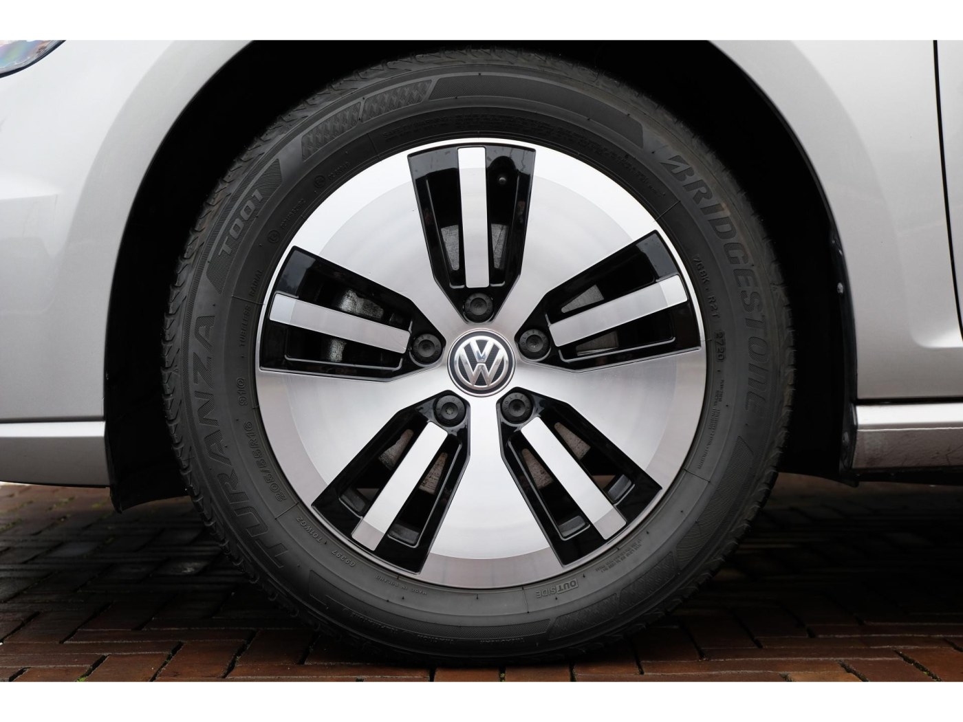 Volkswagen e-Golf E-DITION | BTW-auto | 8% bijtelling | Winterpakket | — foto 15 van 37