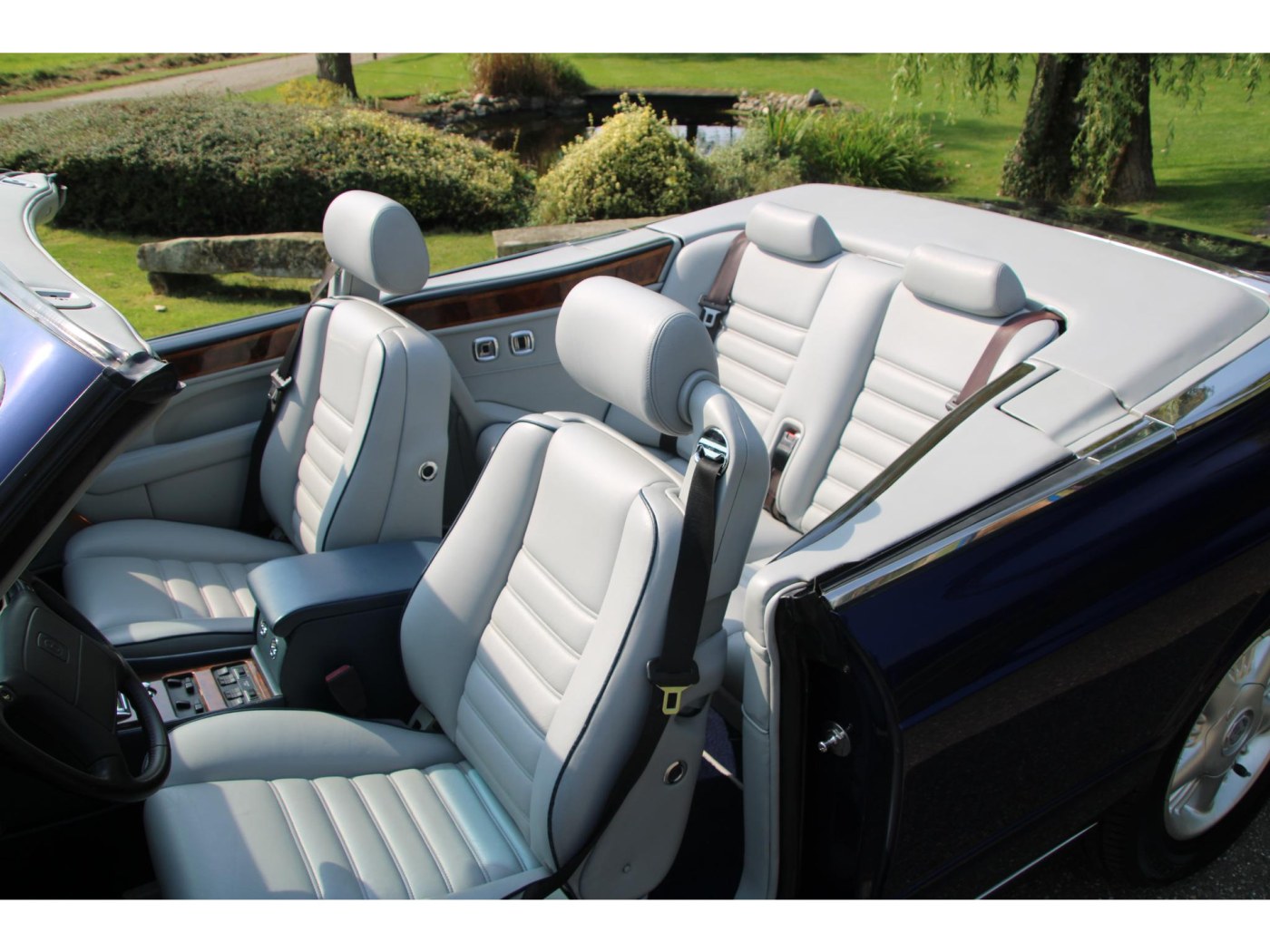 Bentley Azure 6.75 V8 Convertible | 390pk | 750Nm | Youngtimer | Historie | — foto 33 van 44