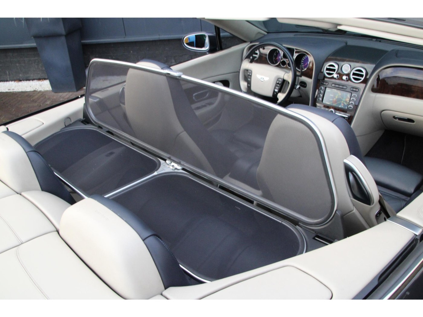 Bentley Continental GTC 6.0 W12 | 20" Speed | Diamond Stitching | — foto 41 van 43