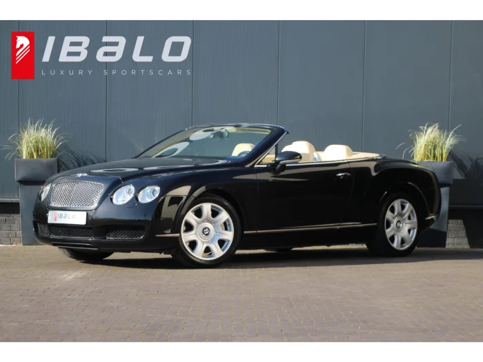 Bentley Continental GTC W12 560pk | Youngtimer | BTW | Nieuwe kap | Carplay