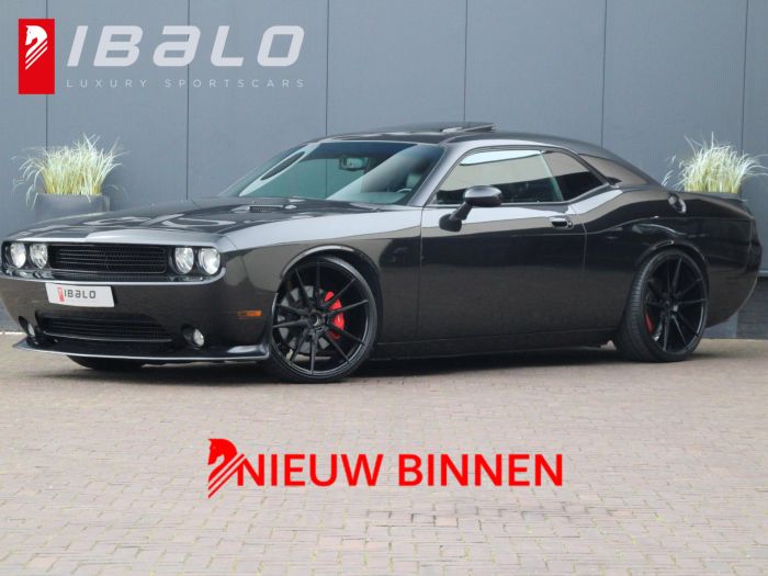 Dodge Challenger SRT8 6.1 HEMI V8 | 22 inch | Sportuitlaat |